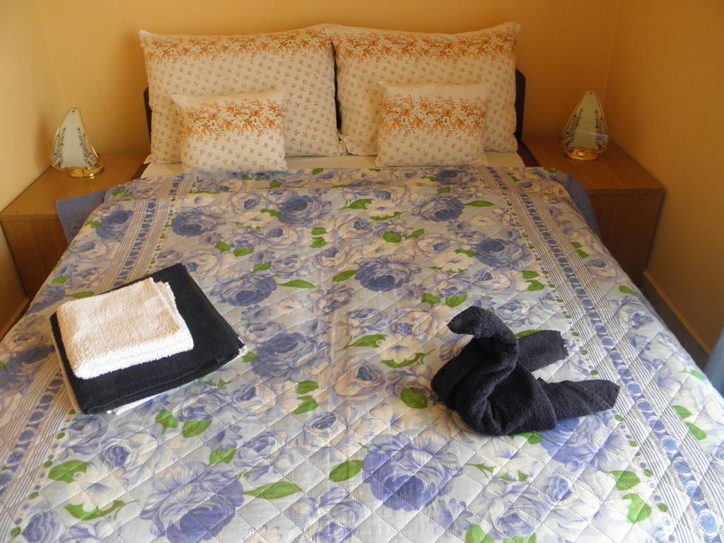 Kristaly Apartman Bed & Breakfast Hévíz Exterior foto