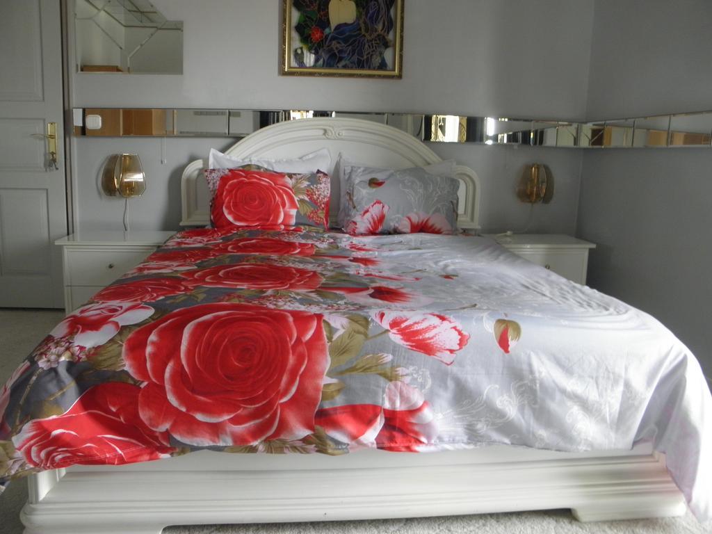 Kristaly Apartman Bed & Breakfast Hévíz Exterior foto