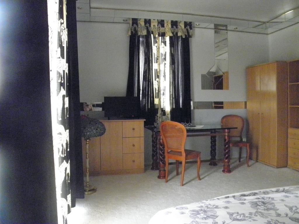 Kristaly Apartman Bed & Breakfast Hévíz Exterior foto